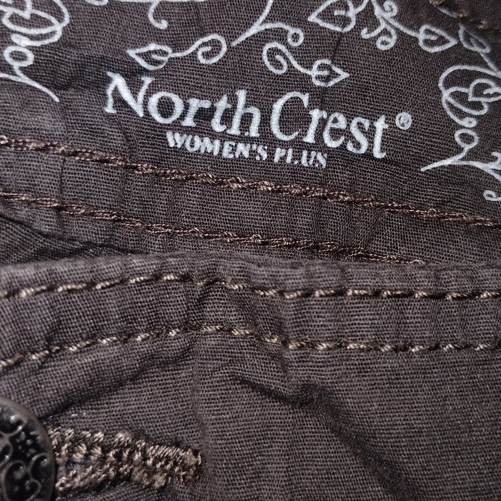 North Crest Brown Cargo Shorts 20W - Picture 2 of 10